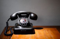 Telefono antiguo chico